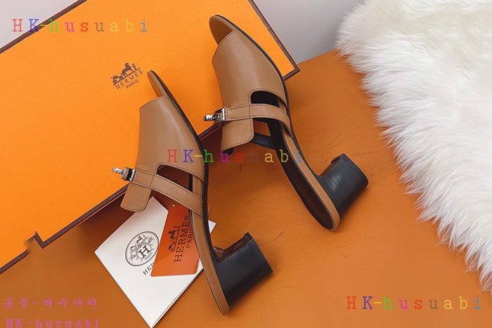 NEW 에르메스  신발 신상 H 572221