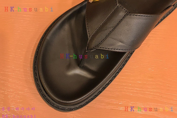 NEW 디올 슬리퍼 신상 DR 933420