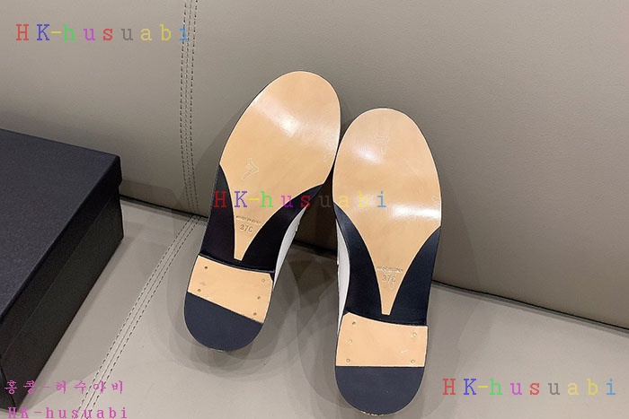 NEW 샤넬 로퍼 신상 C 525305