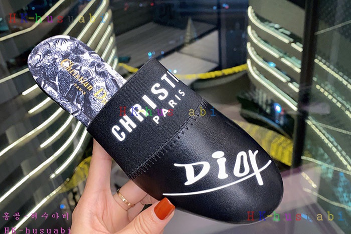 NEW 디올 슬리퍼 신상 DR 933445