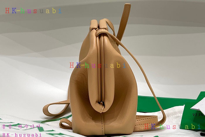 ★미러급★보테가베네타 스몰 포인트 탑 핸들 백 BV 658476-3