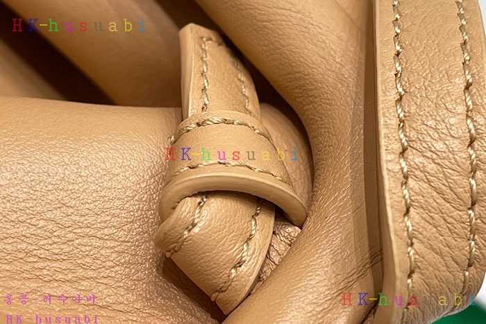 ★미러급★보테가베네타 스몰 포인트 탑 핸들 백 BV 658476-3