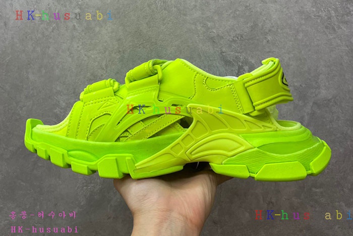 NEW 발렌시아가 샌들 신상 B 757780