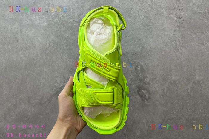 NEW 발렌시아가 샌들 신상 B 757780
