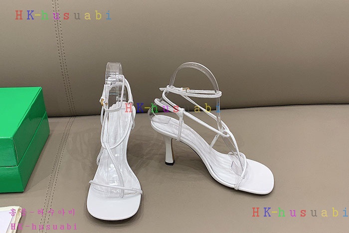 NEW 보테가베네타 샌들 신상 BV 557257