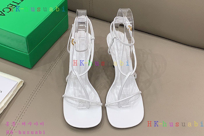 NEW 보테가베네타 샌들 신상 BV 557257