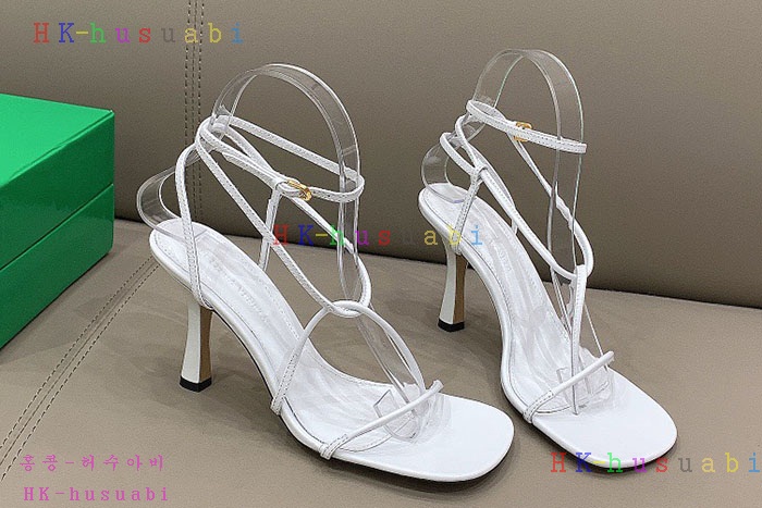 NEW 보테가베네타 샌들 신상 BV 557257