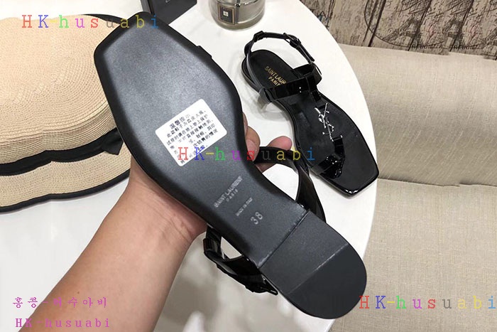 NEW 입생로랑 샌들 신상 SL 552501