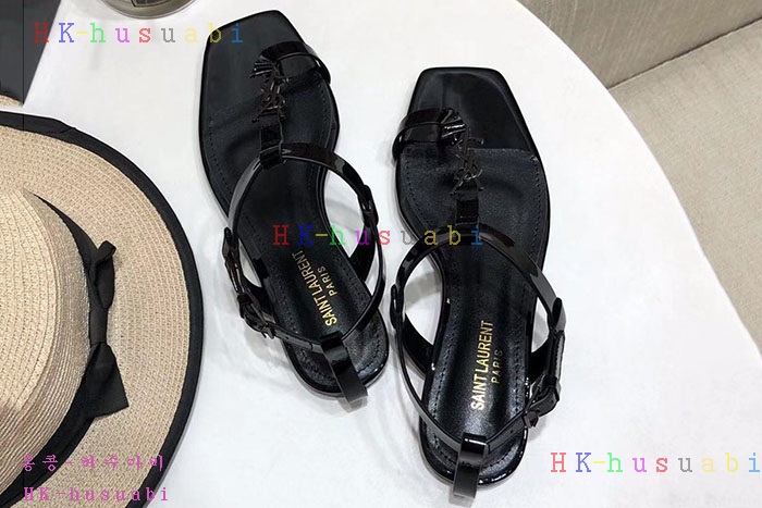 NEW 입생로랑 샌들 신상 SL 552501