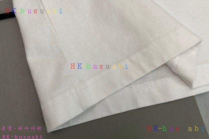 NEW 발렌시아가 반팔티 신상 B 572551