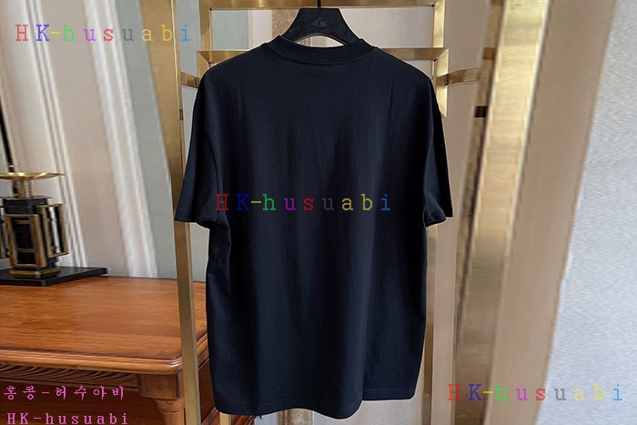 NEW 발렌시아가 반팔티 신상 B 572557