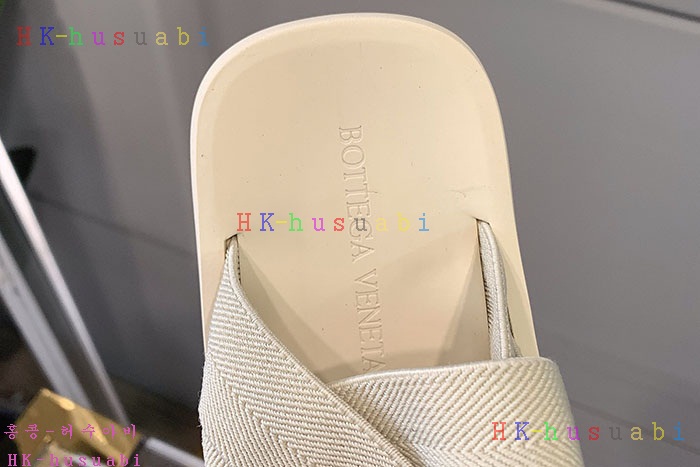 NEW 보테가베네타 슬리퍼 신상 BV 552721
