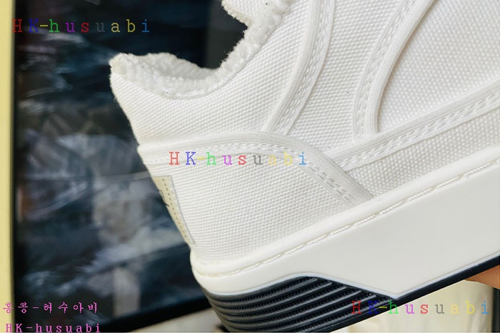 NEW 샤넬  스니커즈 신상 C 557281
