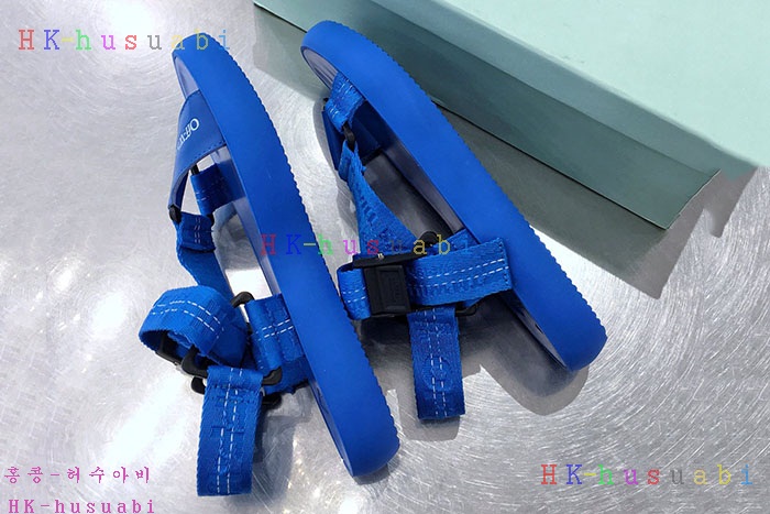 NEW 오프화이트 샌들 신상 OF 755801