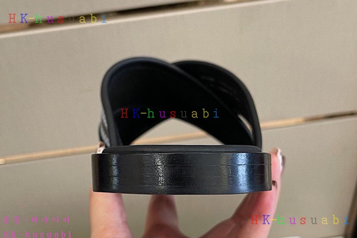 NEW 지방시 남성 슬리퍼 GV 672260