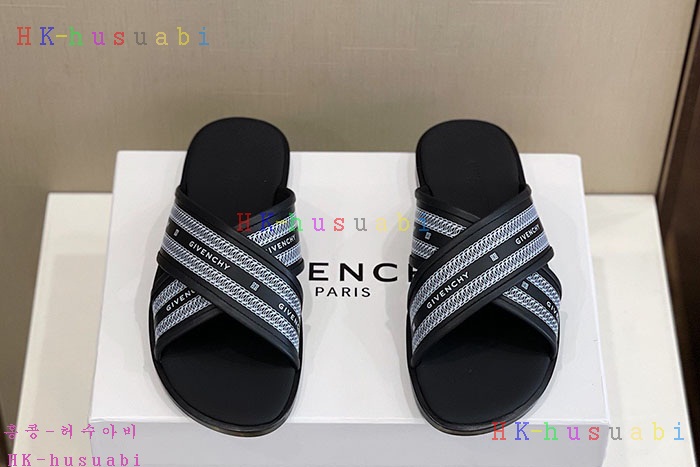 NEW 지방시 남성 슬리퍼 GV 672260