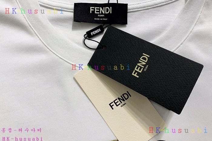 NEW 펜디 반팔티 신상 FD 376652