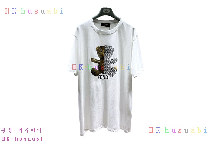 NEW 펜디 반팔티 신상 FD 376652