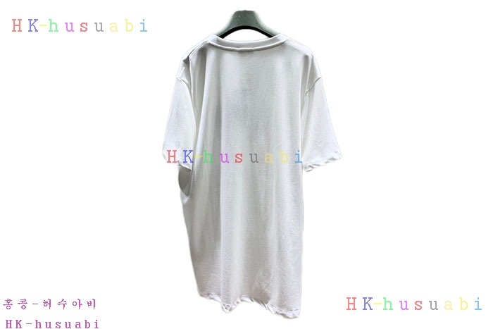 NEW 펜디 반팔티 신상 FD 376652