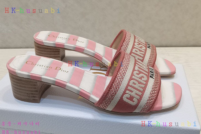 NEW 디올 슬리퍼 신상 DR 957408