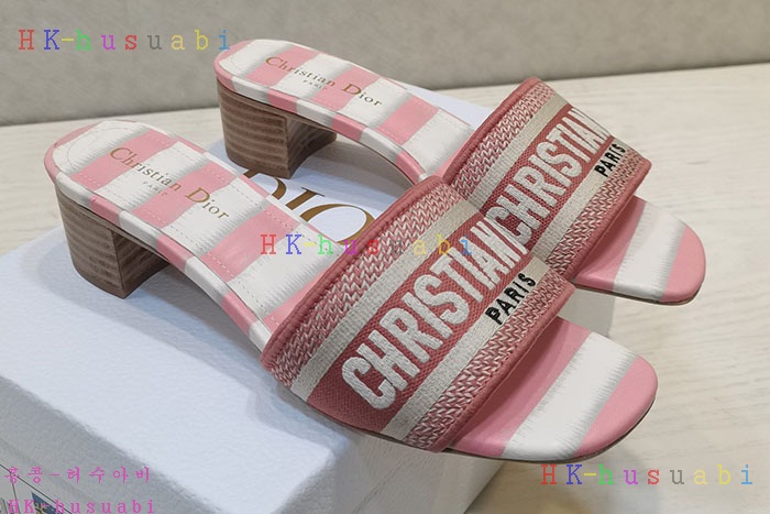 NEW 디올 슬리퍼 신상 DR 957408
