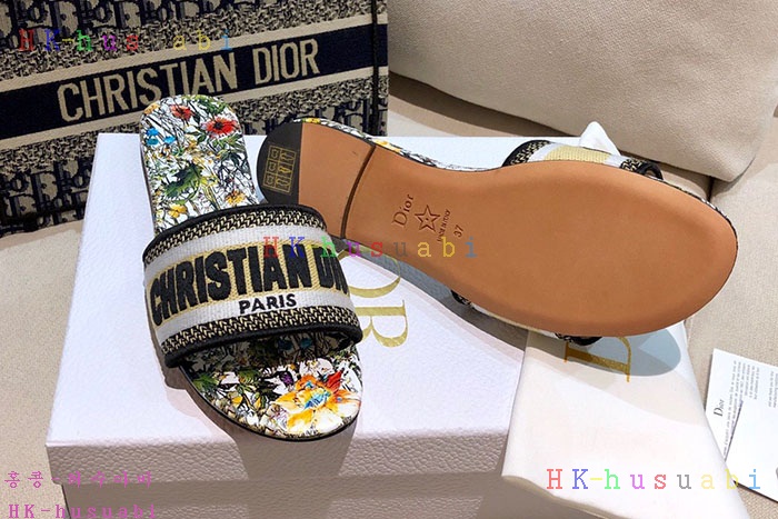 NEW 디올 슬리퍼 신상 DR 958813