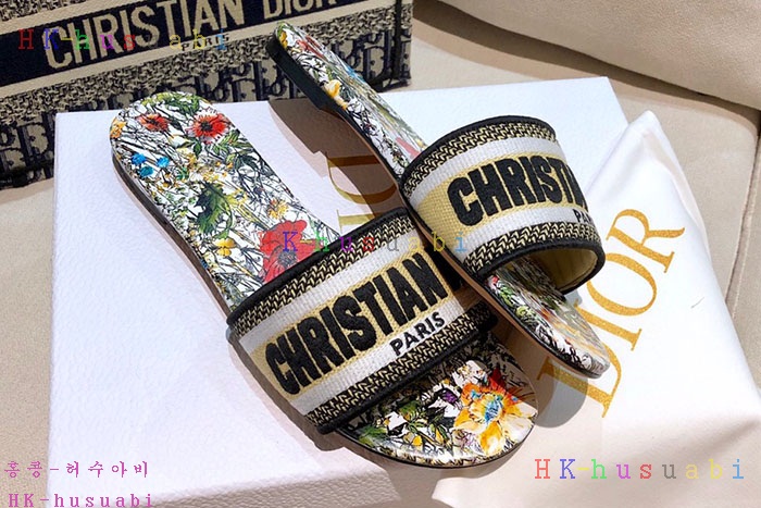 NEW 디올 슬리퍼 신상 DR 958813