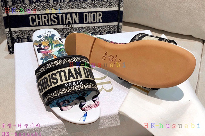 NEW 디올 슬리퍼 신상 DR 958814