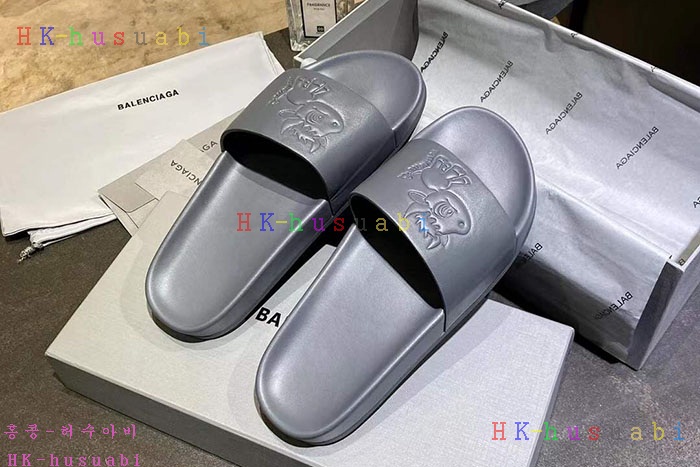 NEW 발렌시아가 슬리퍼 신상 B 922551