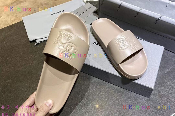 NEW 발렌시아가 슬리퍼 신상 B 922549