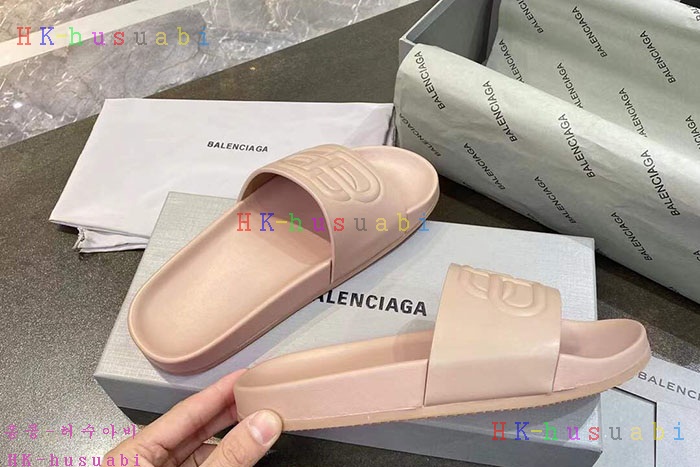 NEW 발렌시아가 슬리퍼 신상 B 922547