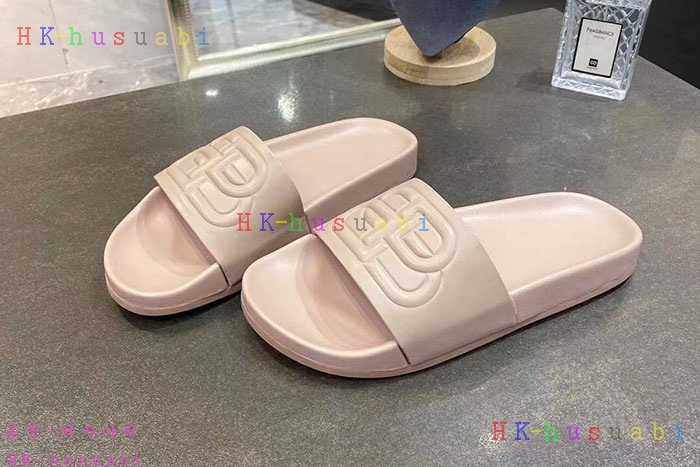 NEW 발렌시아가 슬리퍼 신상 B 922547