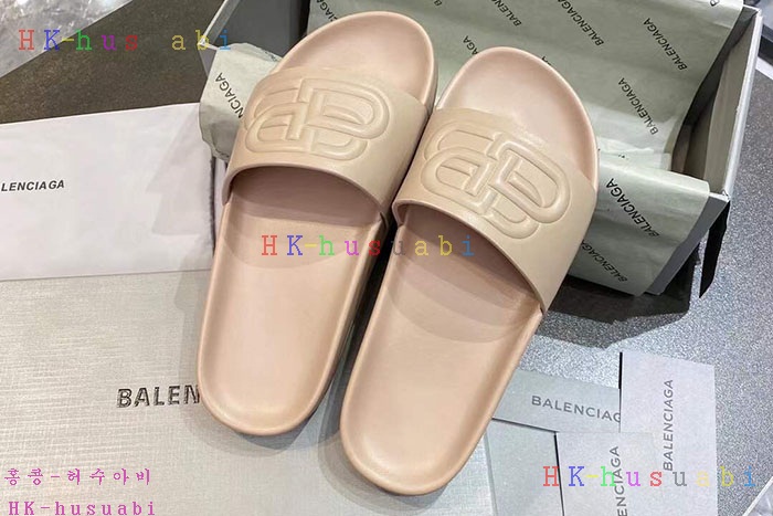 NEW 발렌시아가 슬리퍼 신상 B 922547
