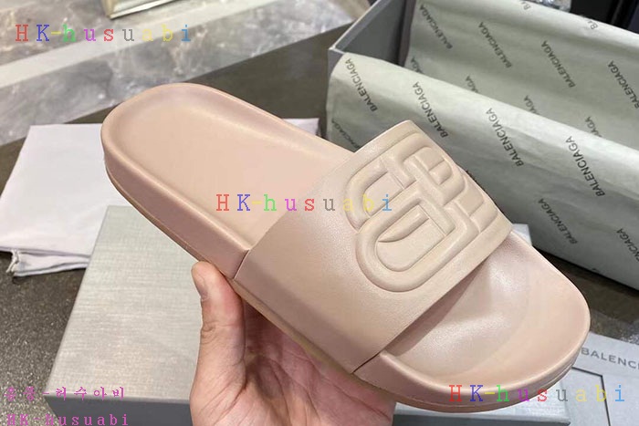 NEW 발렌시아가 슬리퍼 신상 B 922547