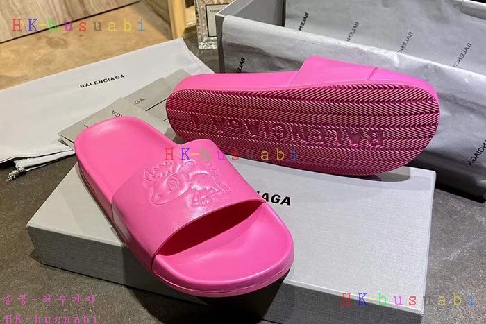 NEW 발렌시아가 슬리퍼 신상 B 922546