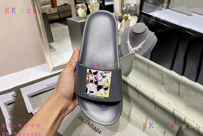NEW 발렌시아가 슬리퍼 신상 B 922562