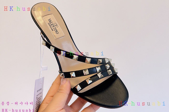 NEW 발렌티노 샌들 신상 V 8572250