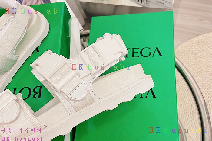 NEW 보테가베네타 샌들 신상 BV 635772