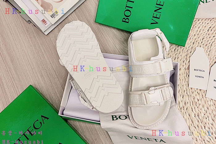 NEW 보테가베네타 샌들 신상 BV 635772