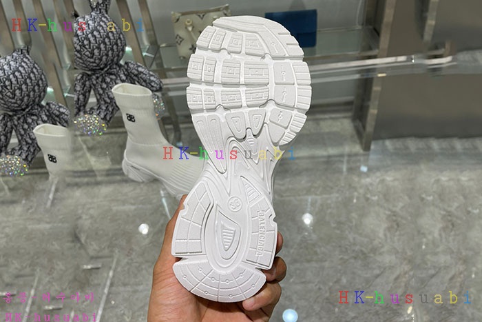 NEW 발렌시아가 스니커즈 신상 B 427753