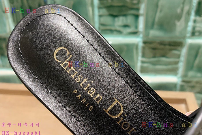 NEW 디올 샌들 신상 DR 872263