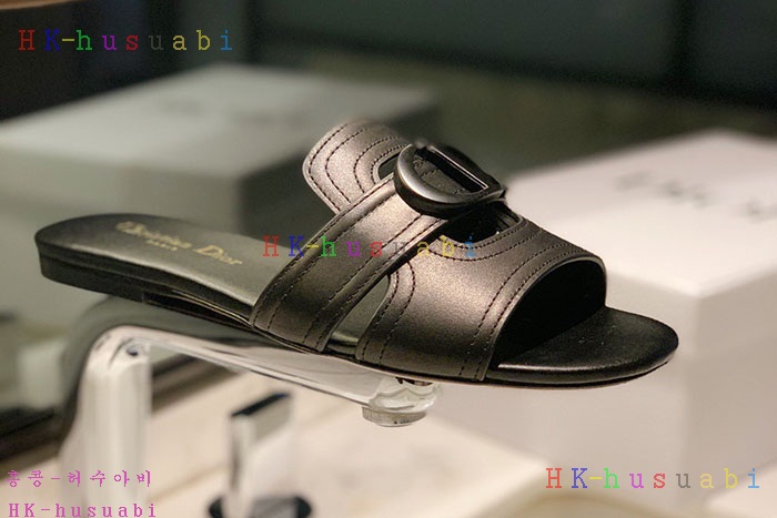 NEW 디올 샌들 신상 DR 872263