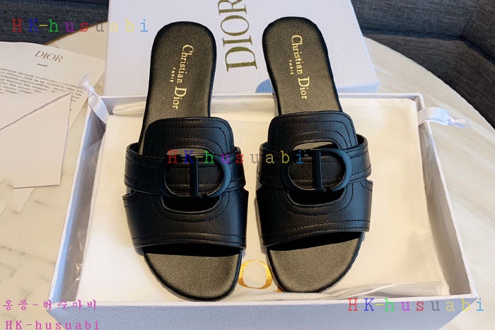 NEW 디올 샌들 신상 DR 872263