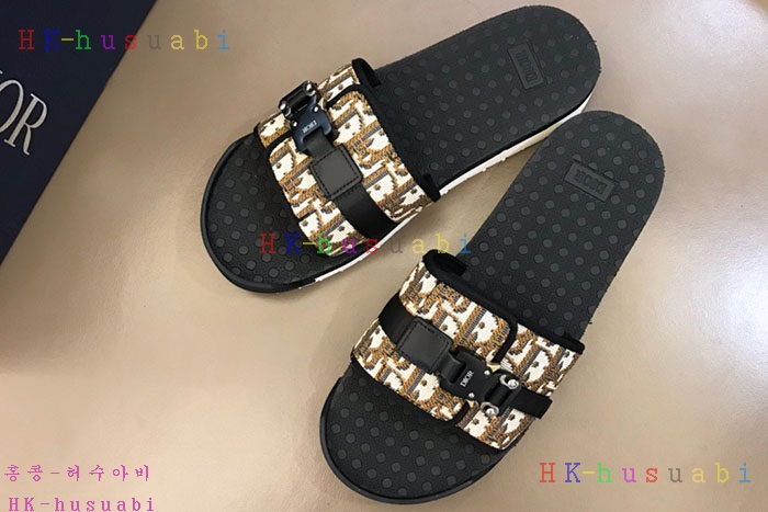 NEW 디올 샌들 신상 DR 872307
