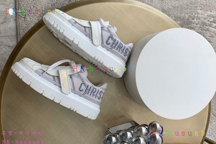 NEW 디올 신발 신상 DR 872313