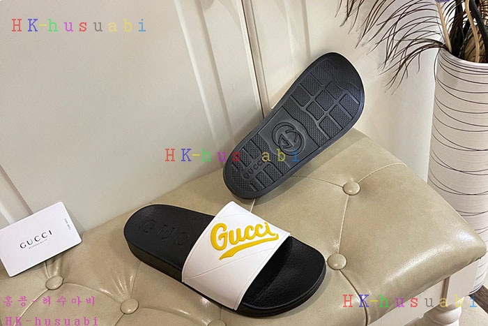 NEW 구찌 슬리퍼 신상 GU 675606