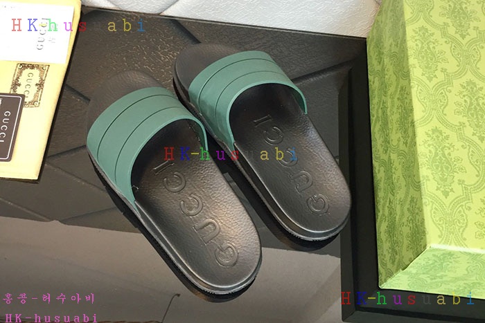 NEW 구찌 슬리퍼 신상 GU 675611