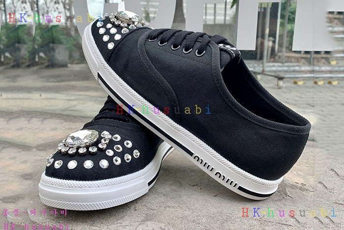 NEW 미우미우 신발 신상 MU 324837