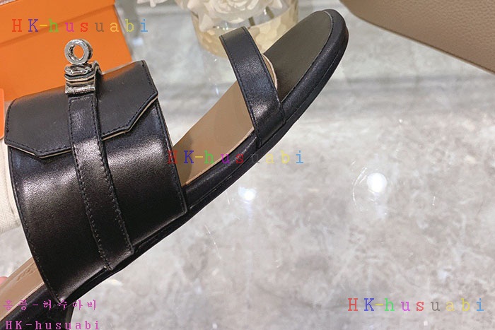 NEW 에르메스 샌들 신상 H 967662