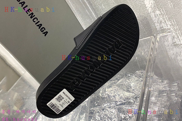 NEW 발렌시아가 슬리퍼 신상 B 992882
